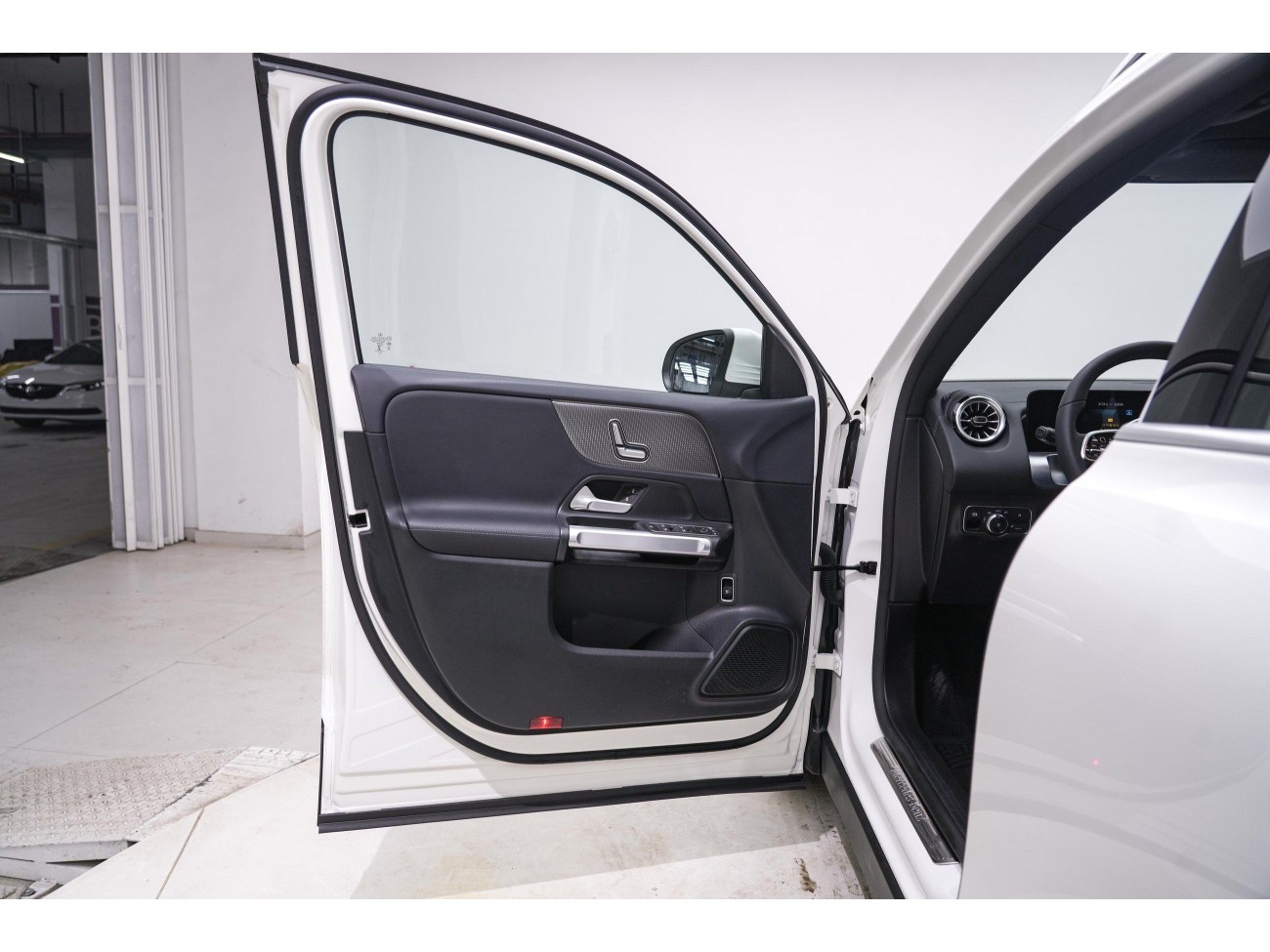 Mercedes-Benz GLB 2021