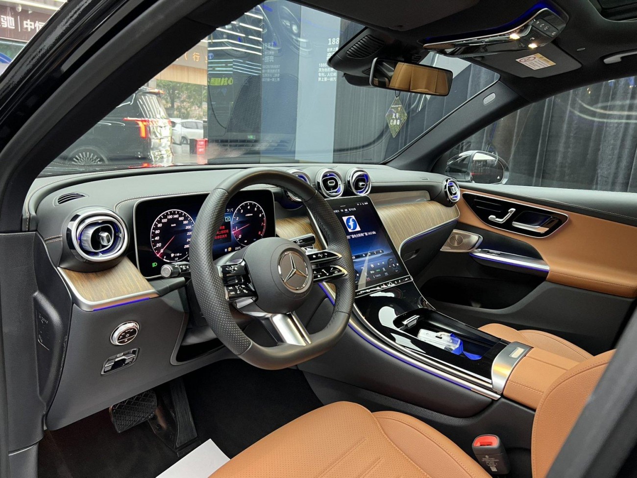 Mercedes-Benz GLC 300 L 2024