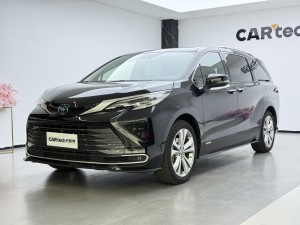 Toyota Sienna 2024