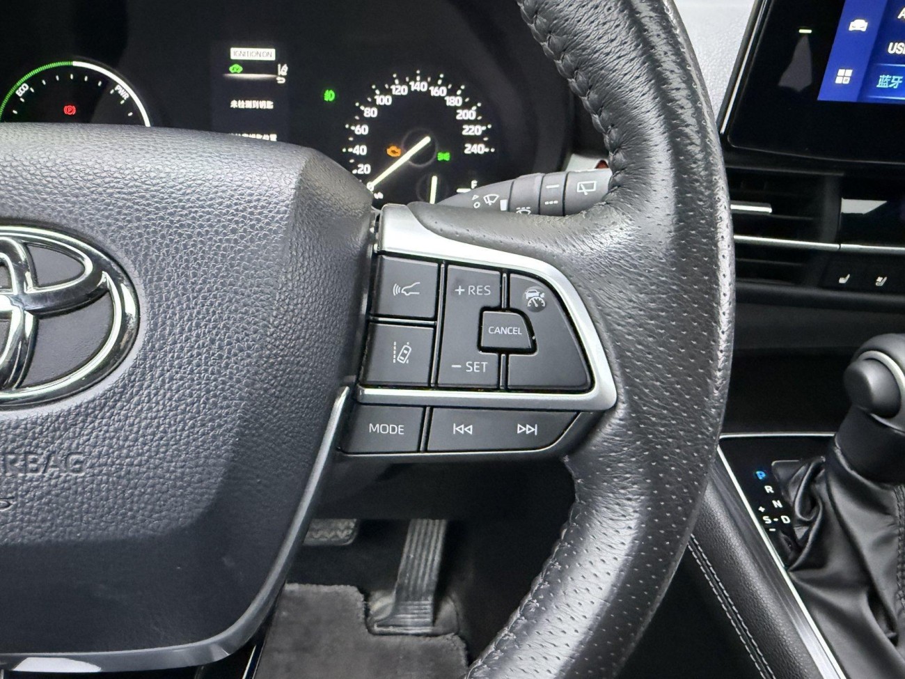 Toyota Sienna 2024