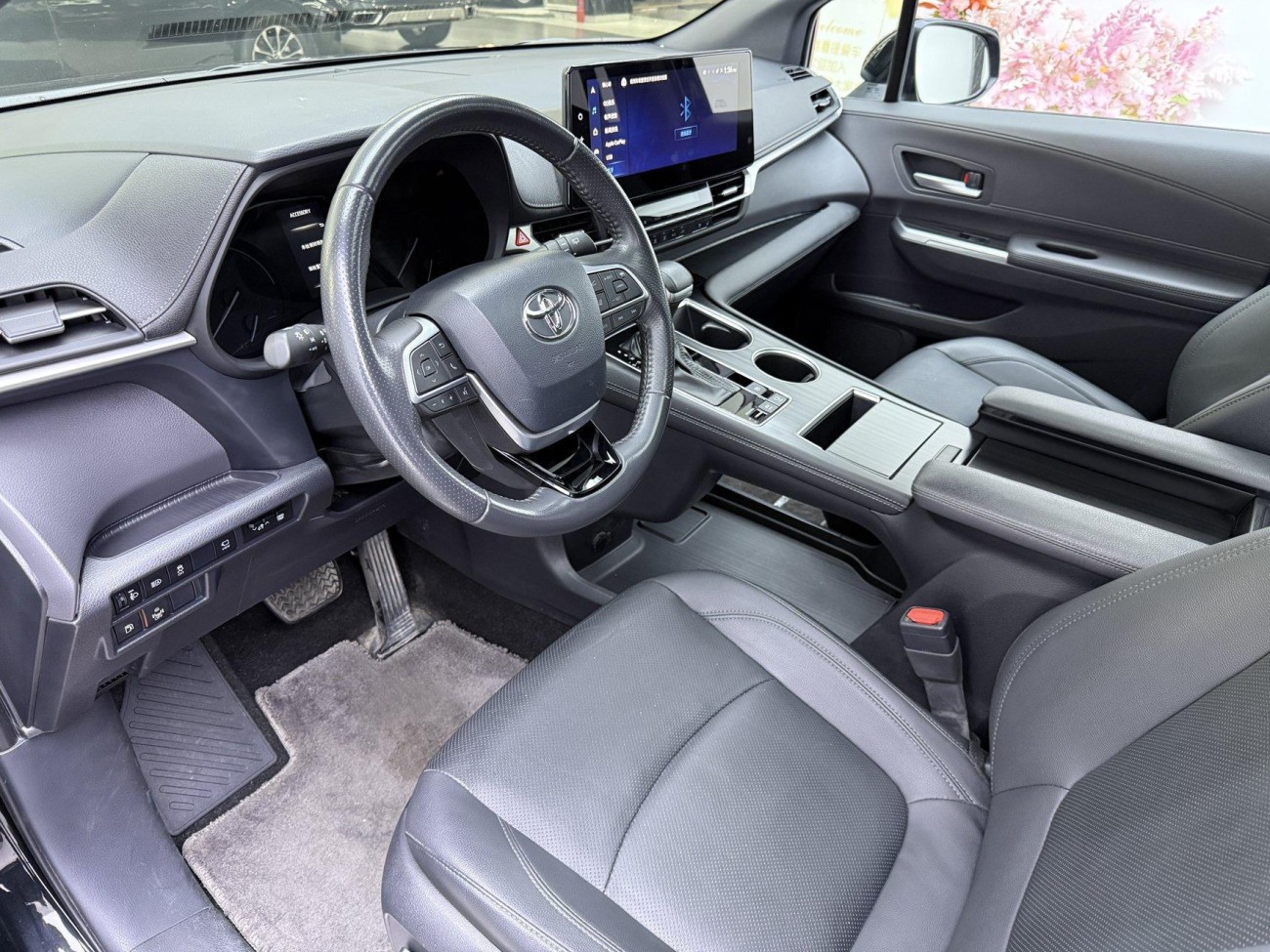 Toyota Sienna 2024