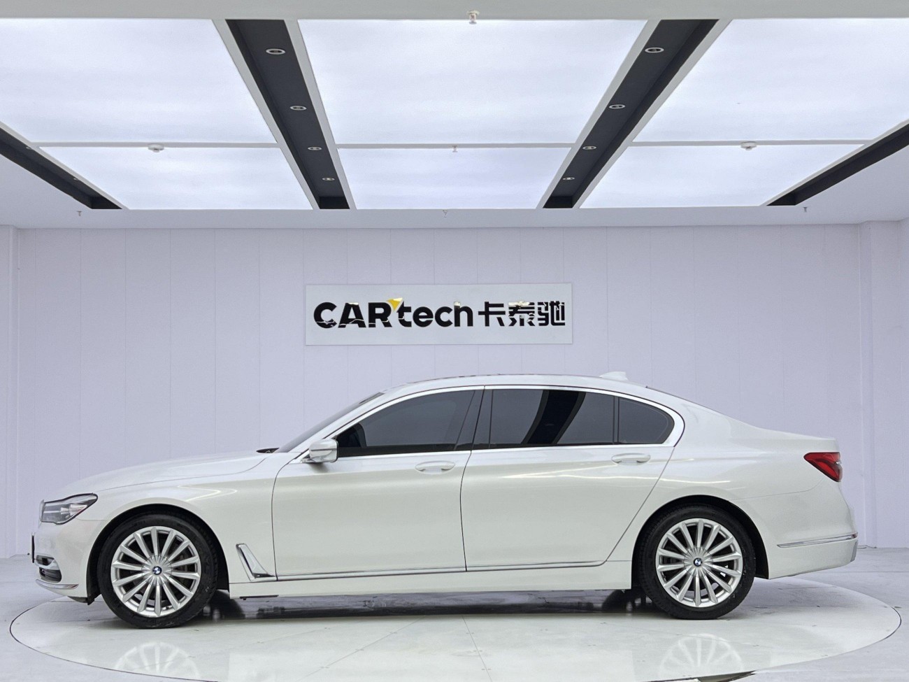 BMW 740Li 2018