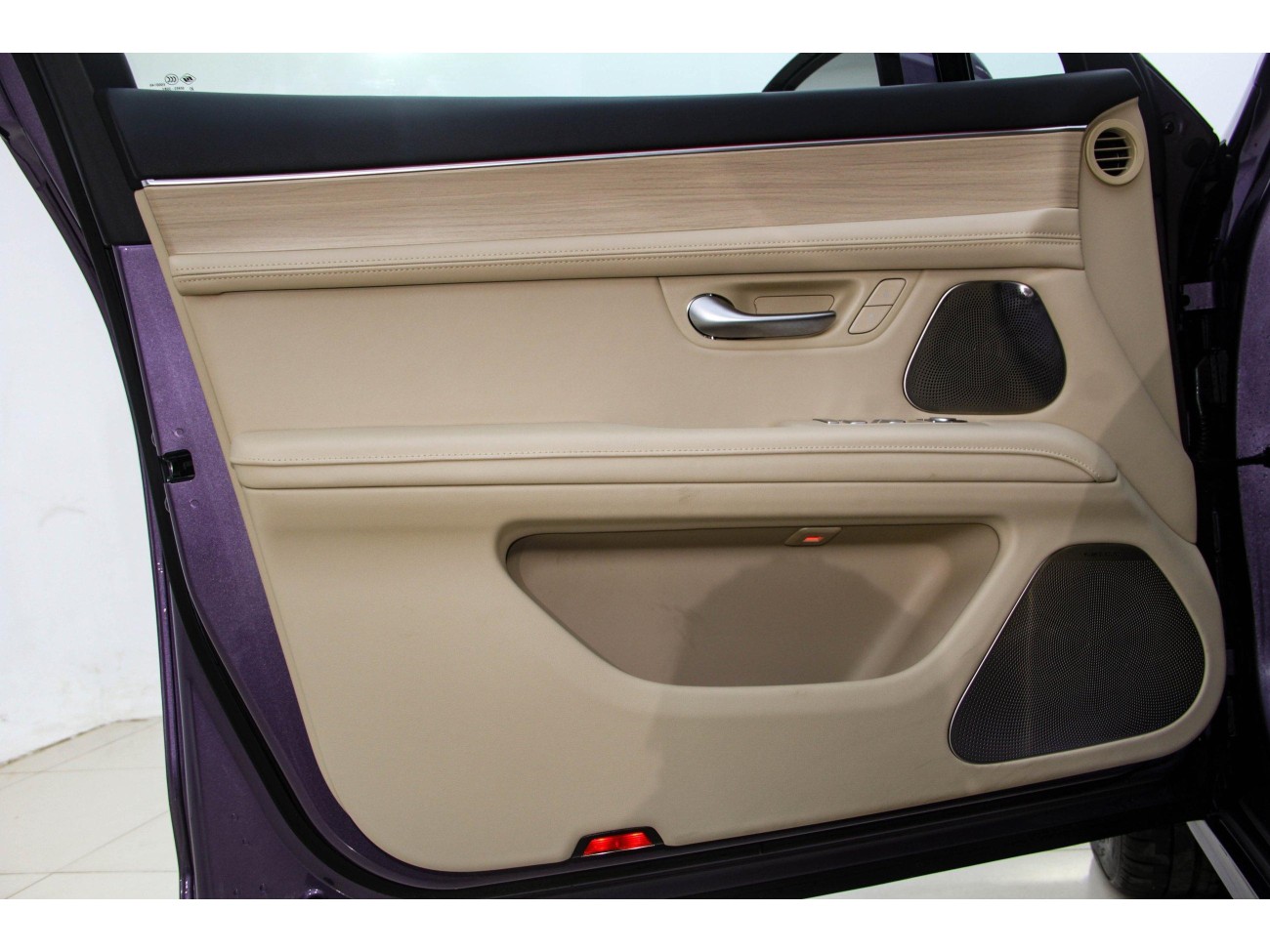 AITO M5 2025
