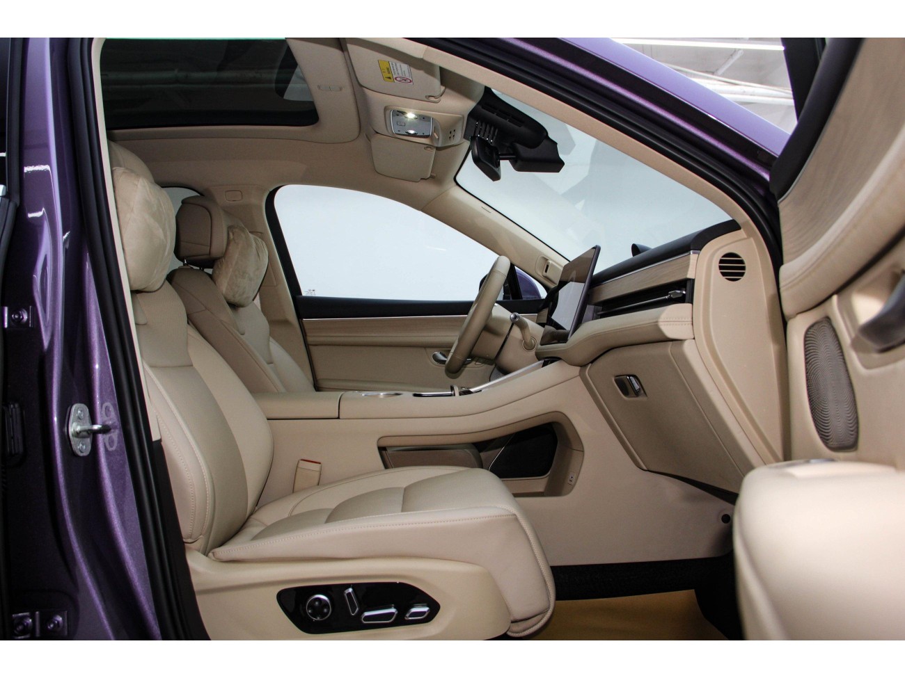 AITO M5 2025