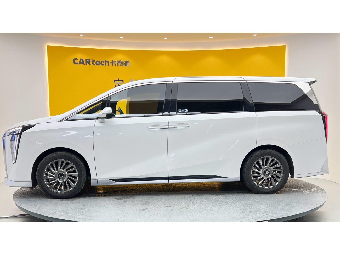 Trumpchi M8 2023