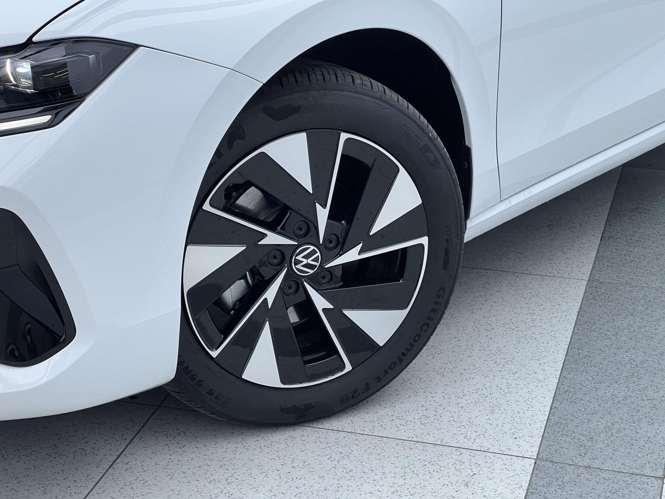 Volkswagen Sagitar 2025