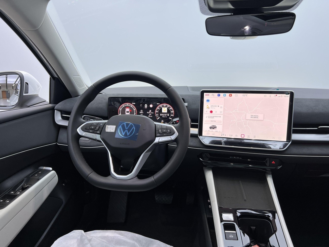Volkswagen Sagitar 2025