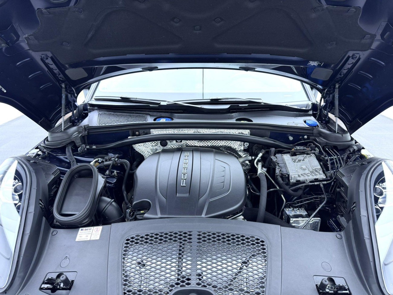 Porsche Macan 2021