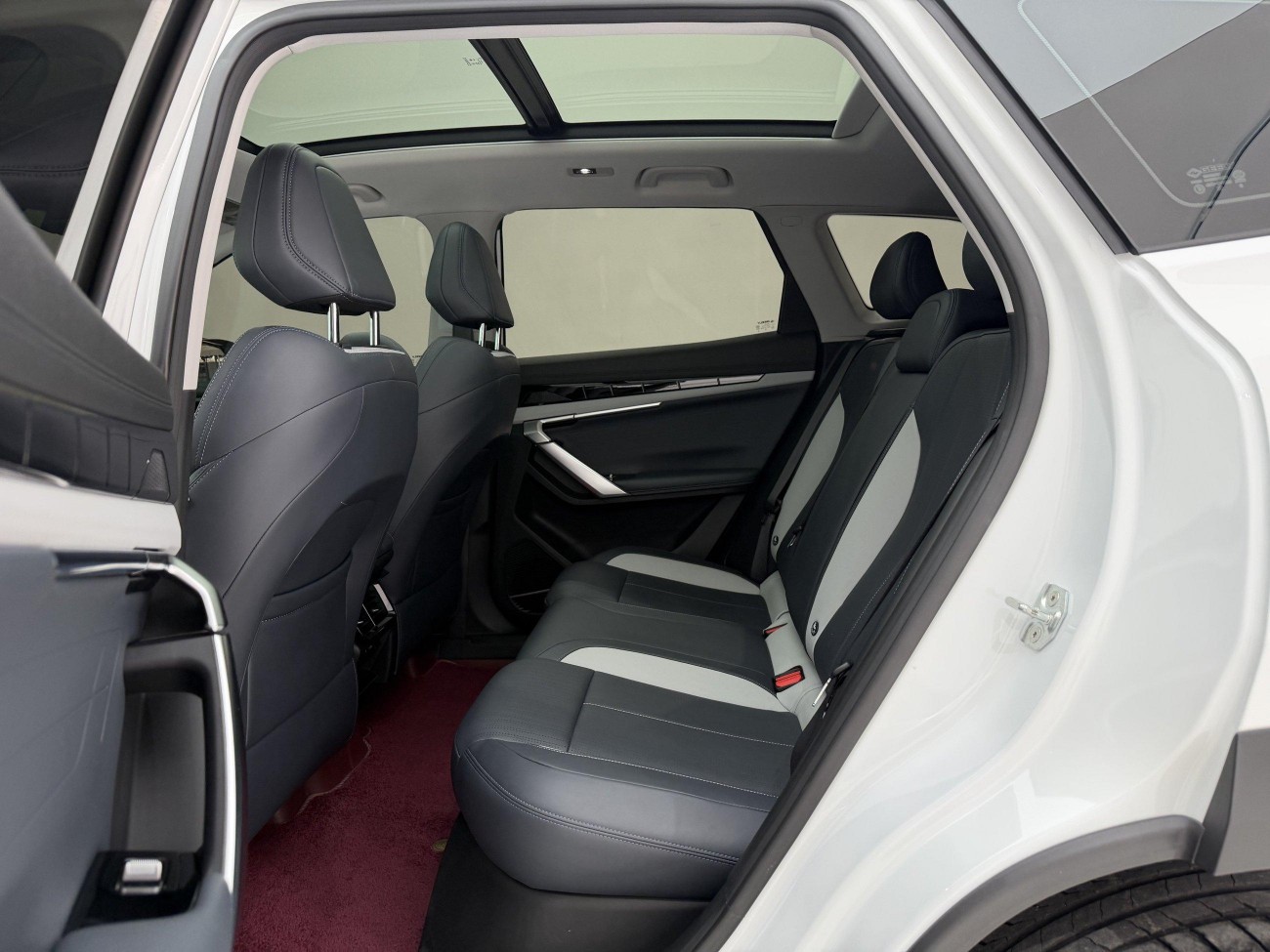 Geely Boyue 2025