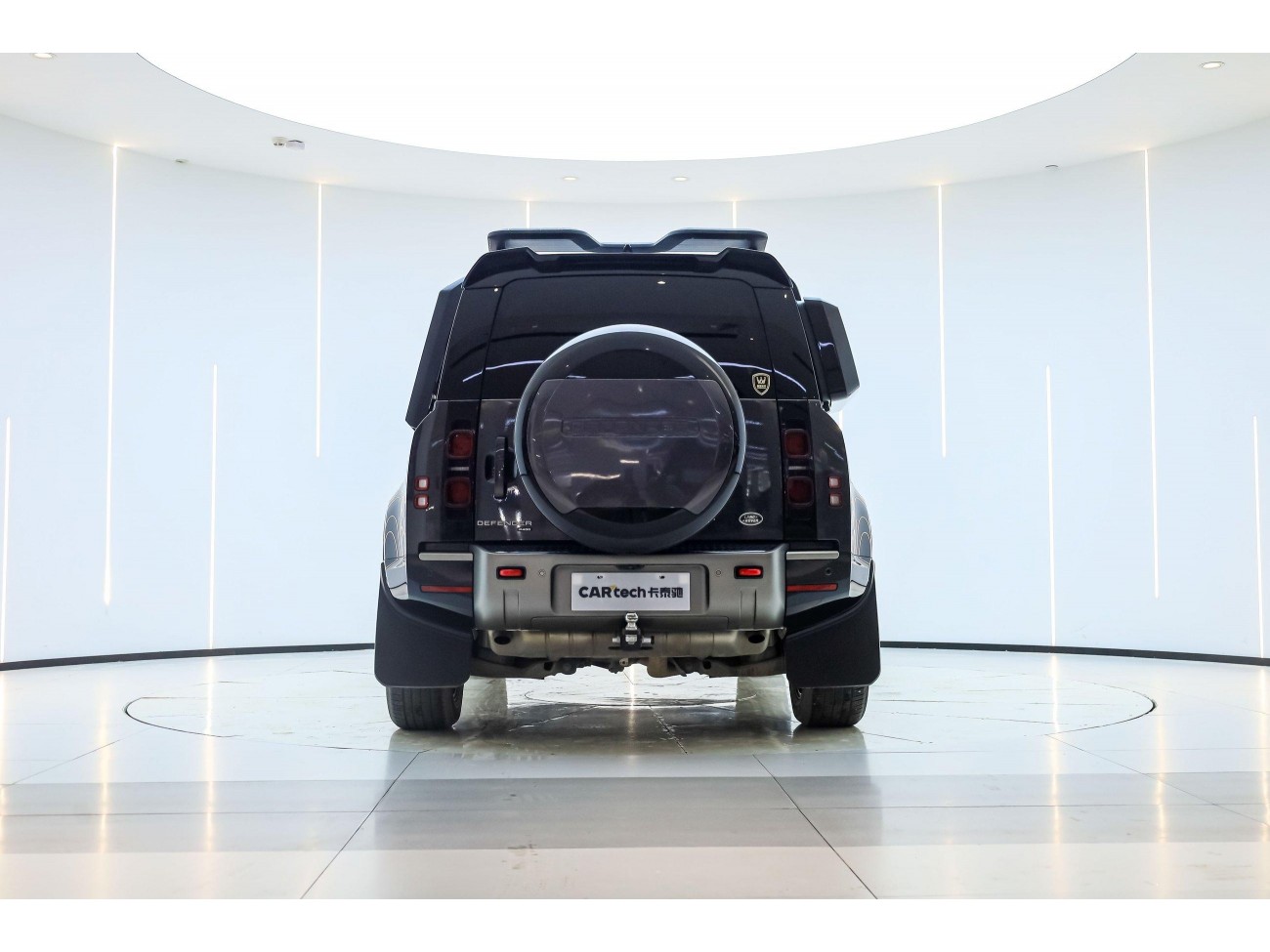 Land Rover Defender 2023