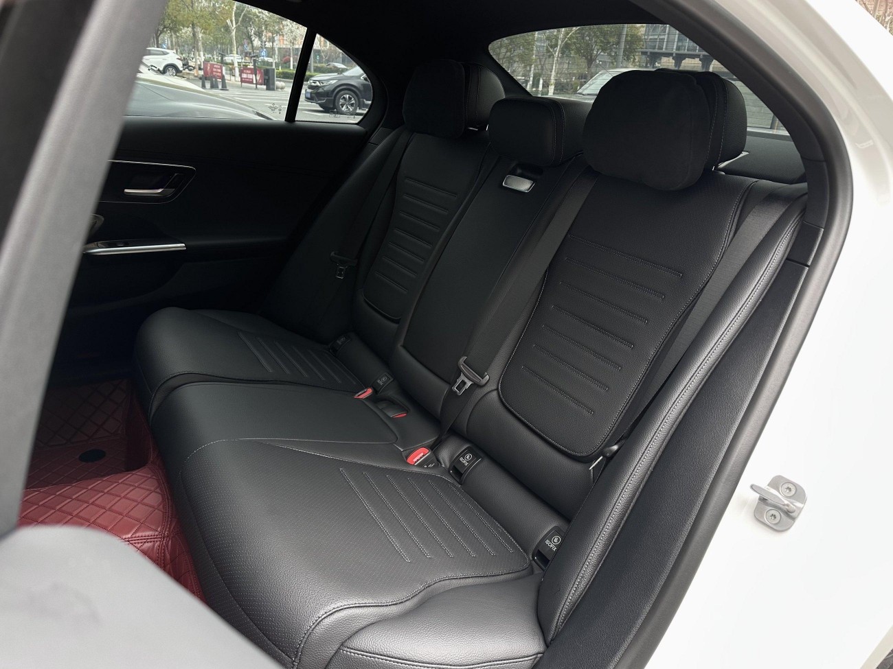Mercedes-Benz C 200 L 2024