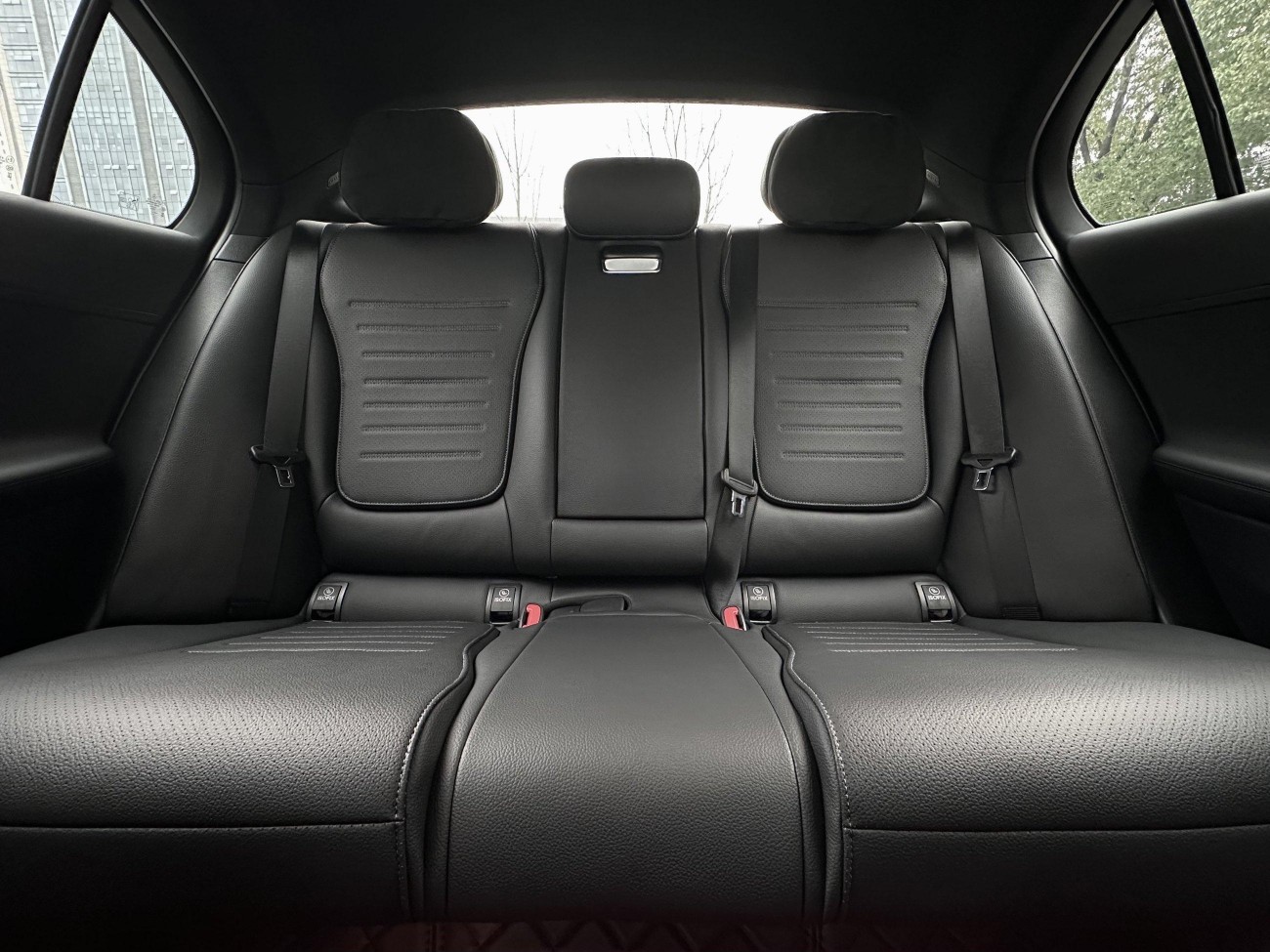Mercedes-Benz C 200 L 2024