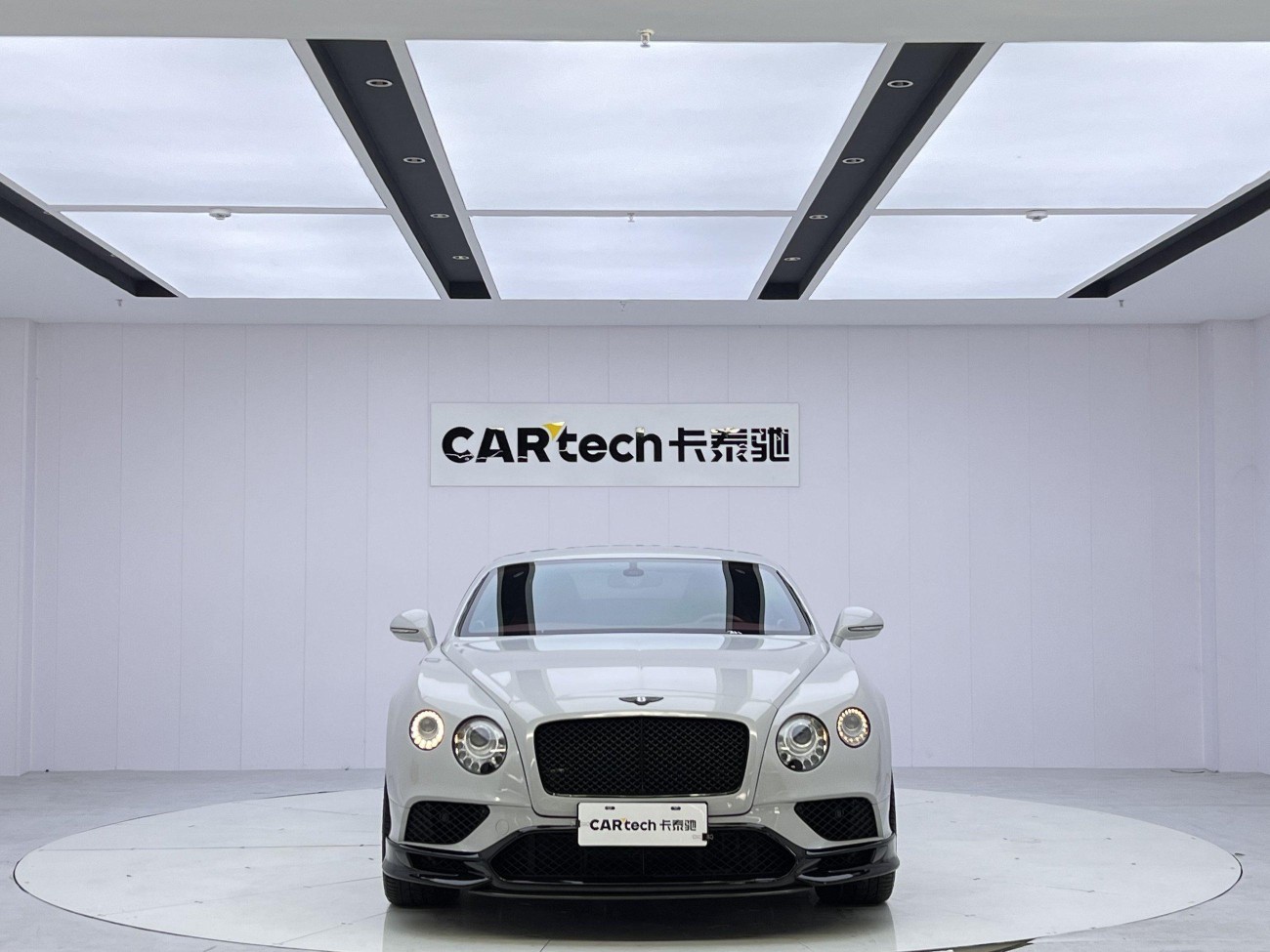 Bentley 2015 2015