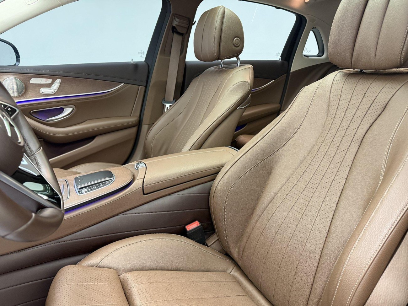Mercedes-Benz E 300 L 2022