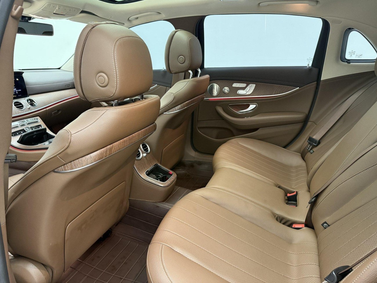 Mercedes-Benz E 300 L 2022
