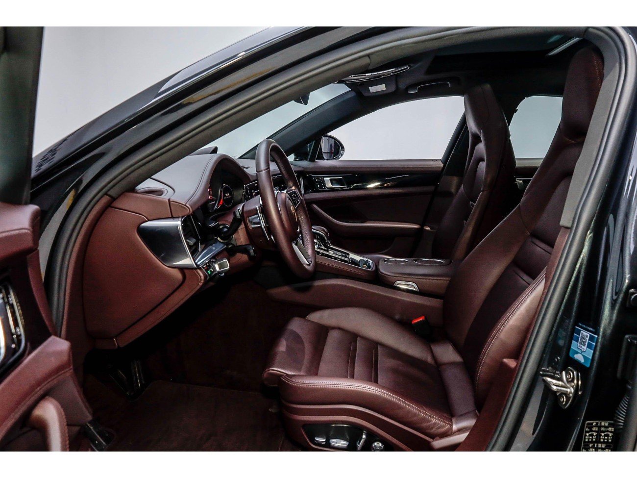 Porsche Panamera 2019