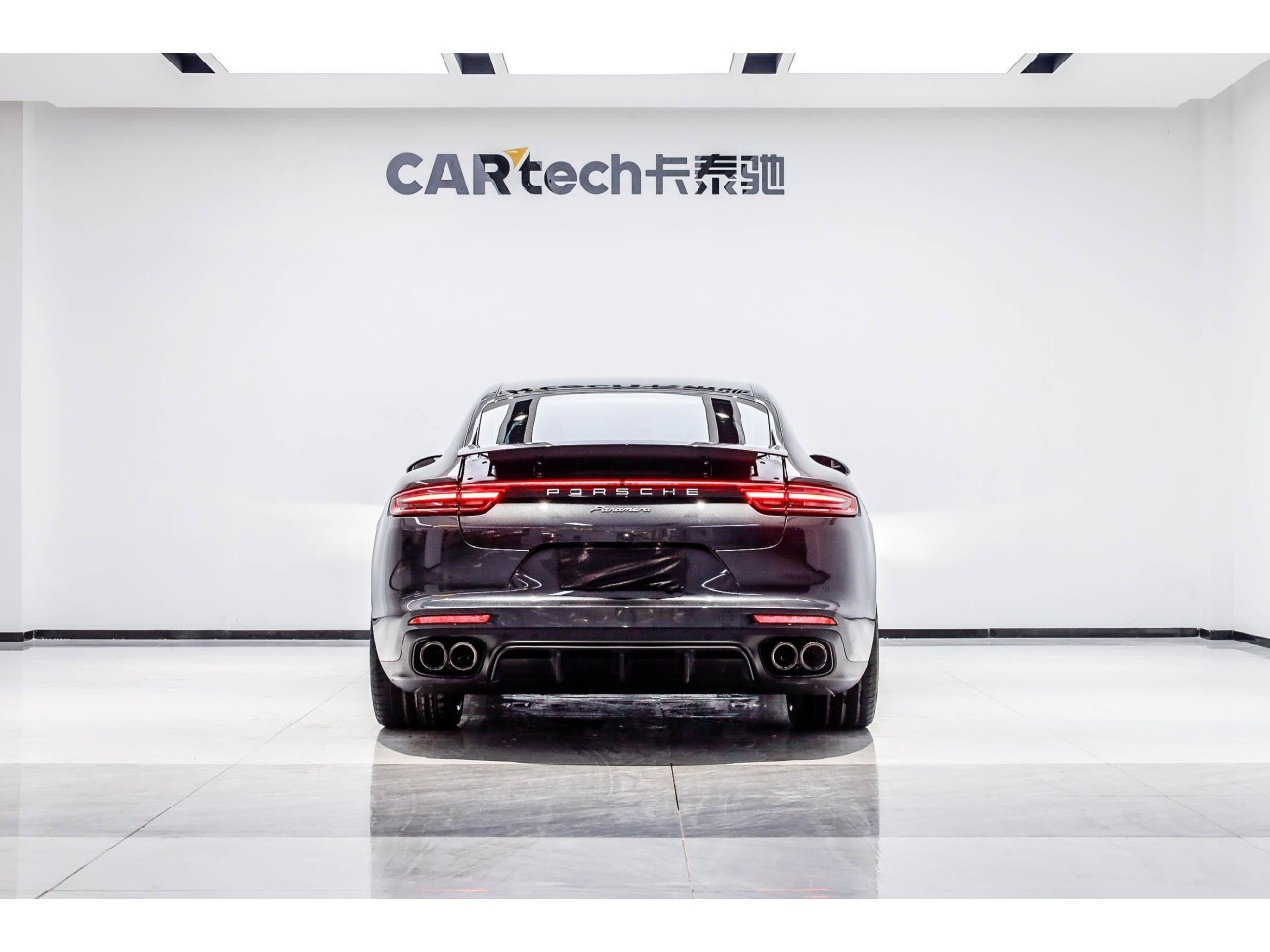 Porsche Panamera 2019