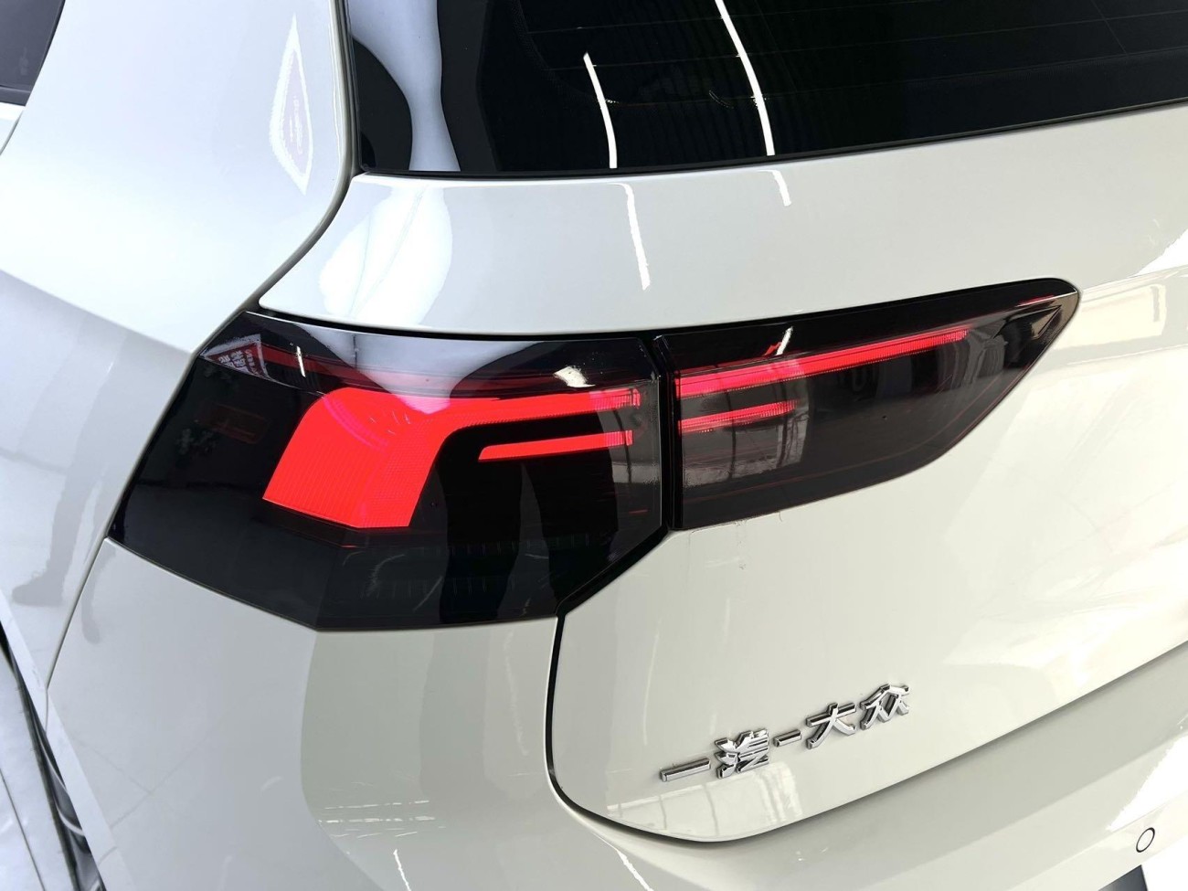 Volkswagen Golf 2025