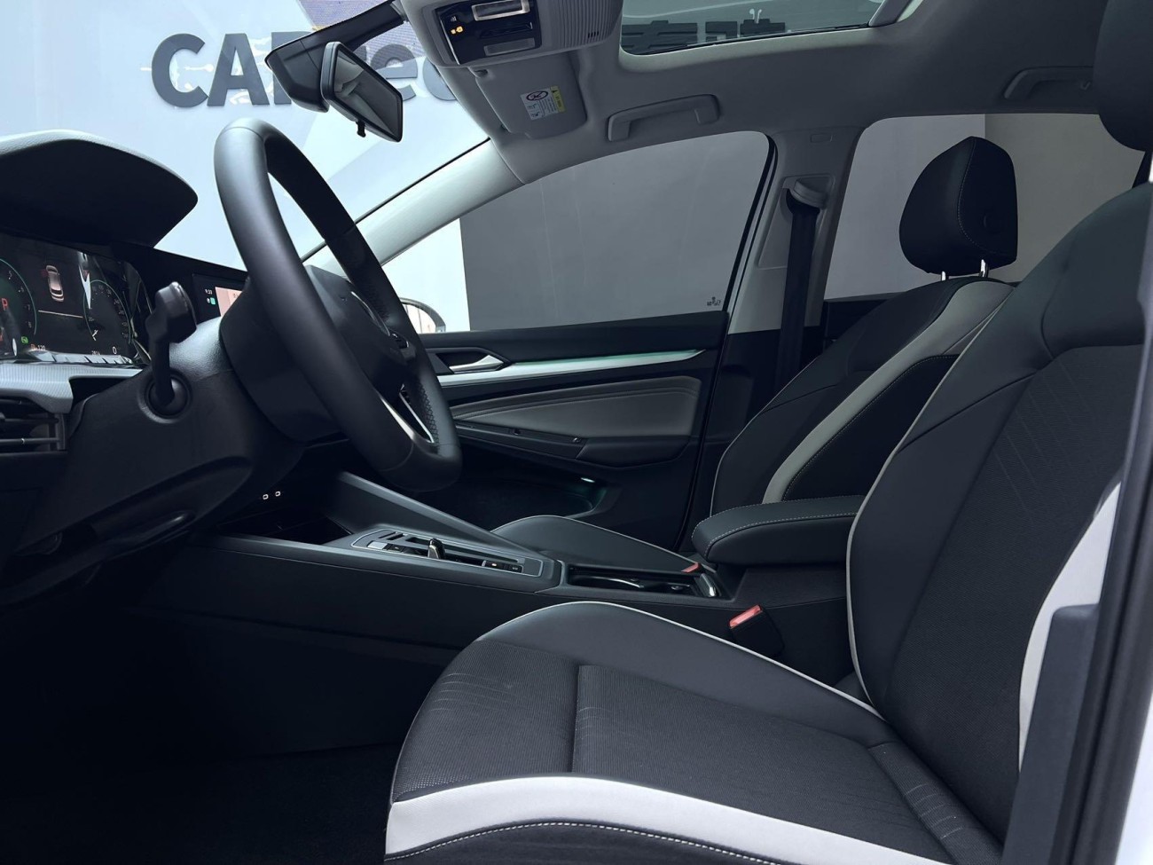 Volkswagen Golf 2025