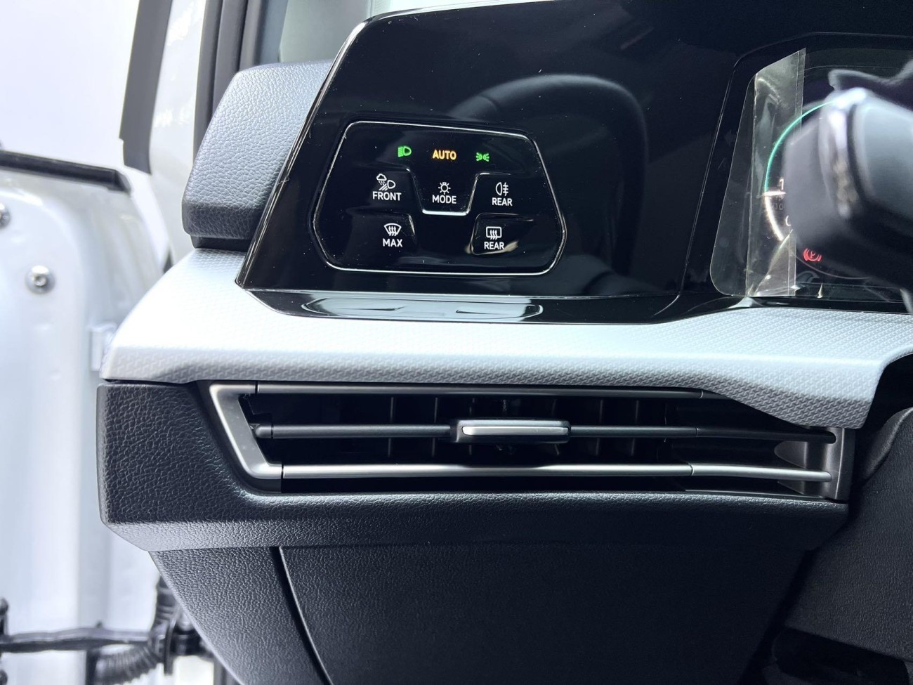 Volkswagen Golf 2025