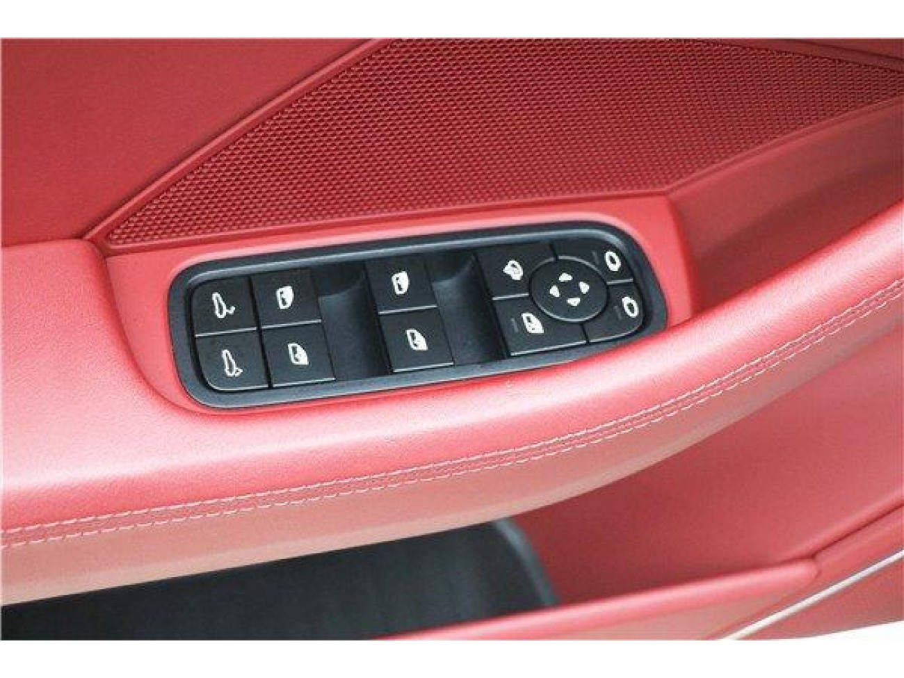 Porsche Panamera 2023