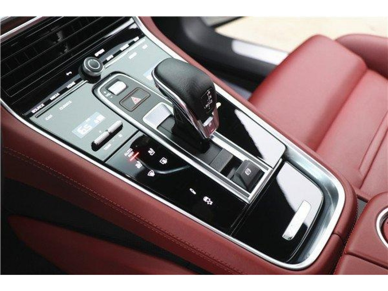 Porsche Panamera 2023