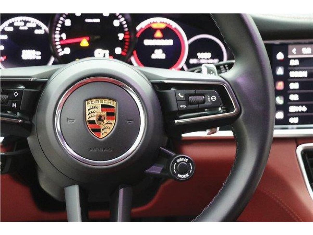 Porsche Panamera 2023