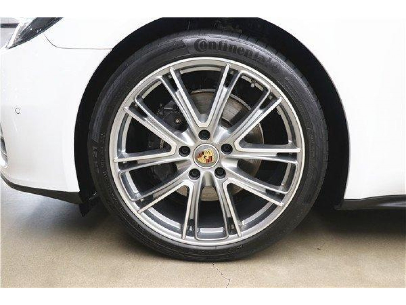 Porsche Panamera 2023
