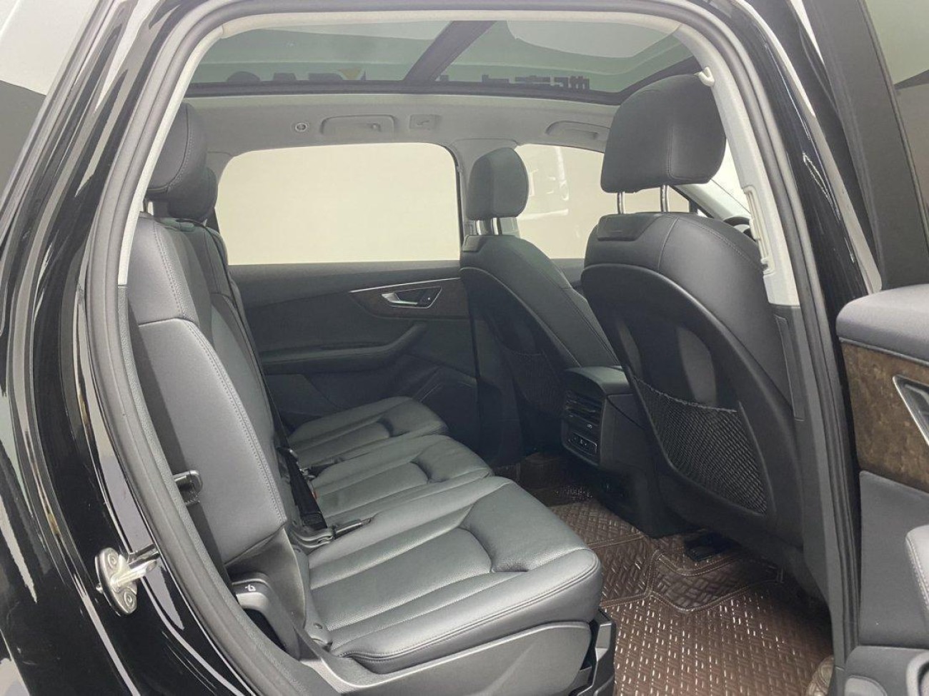 Audi Q7 45 TFSI 2023