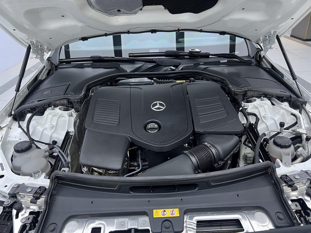 Mercedes-Benz C 260 L 2024