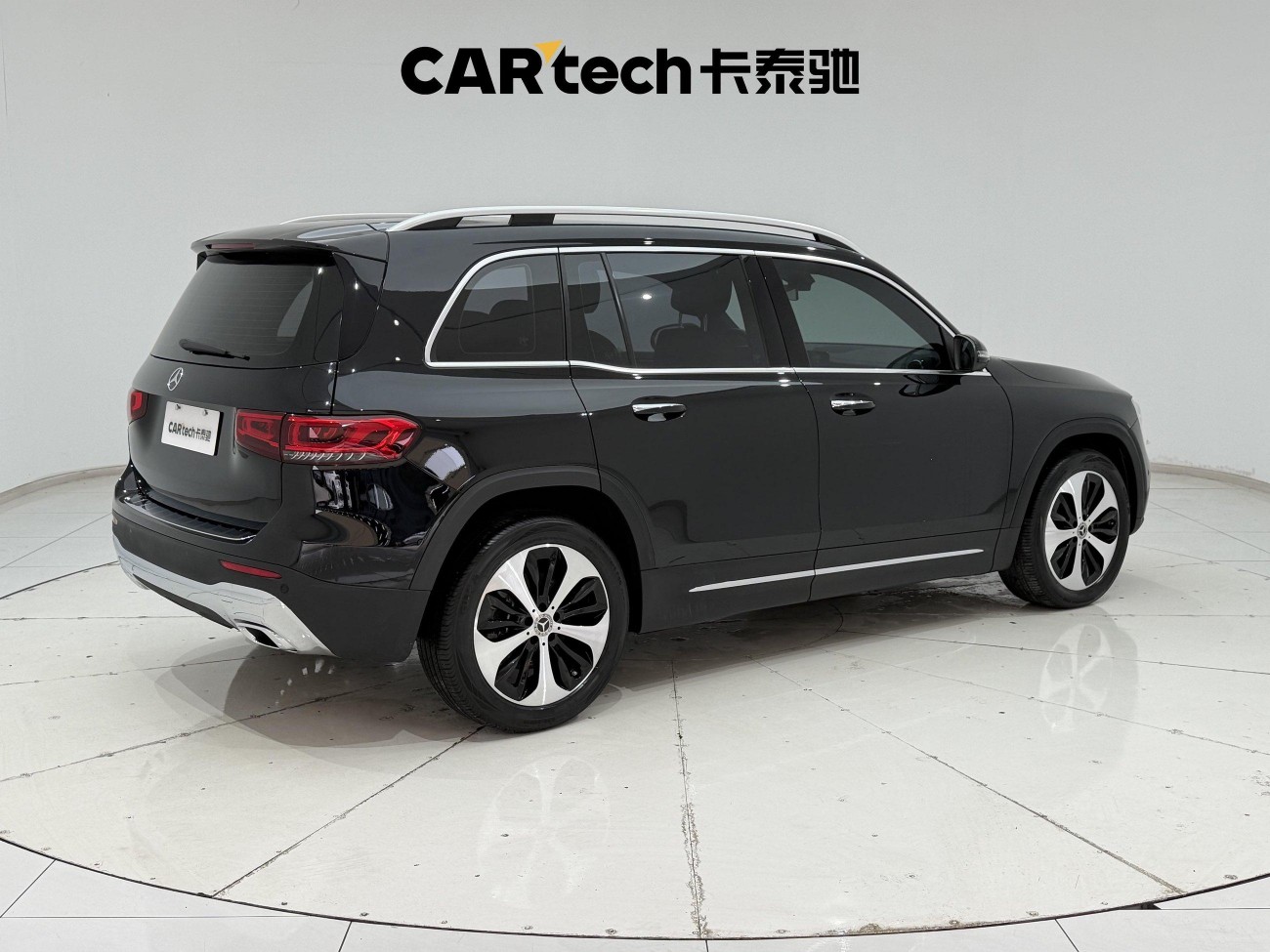 Mercedes-Benz GLB 2021