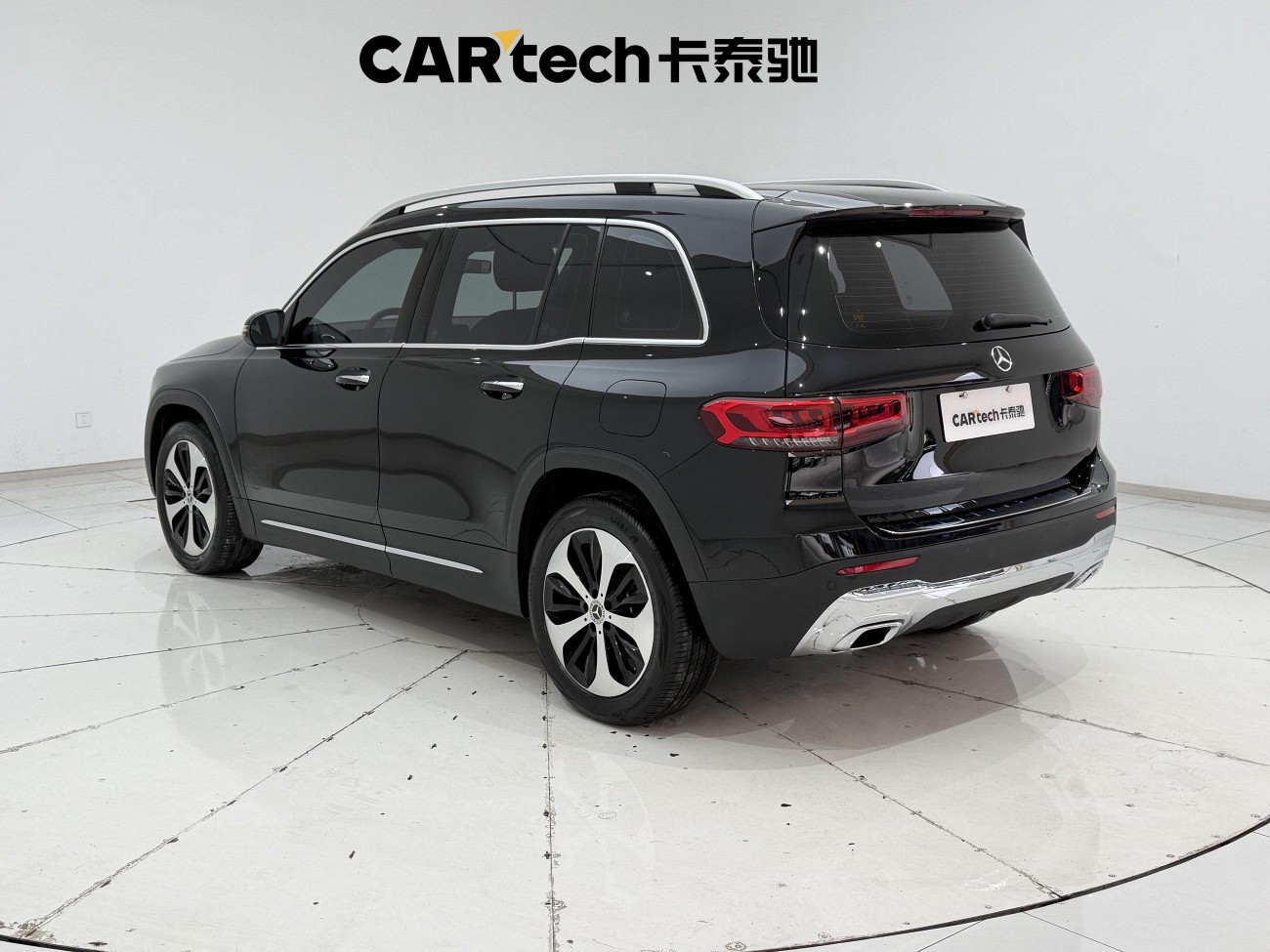 Mercedes-Benz GLB 2021
