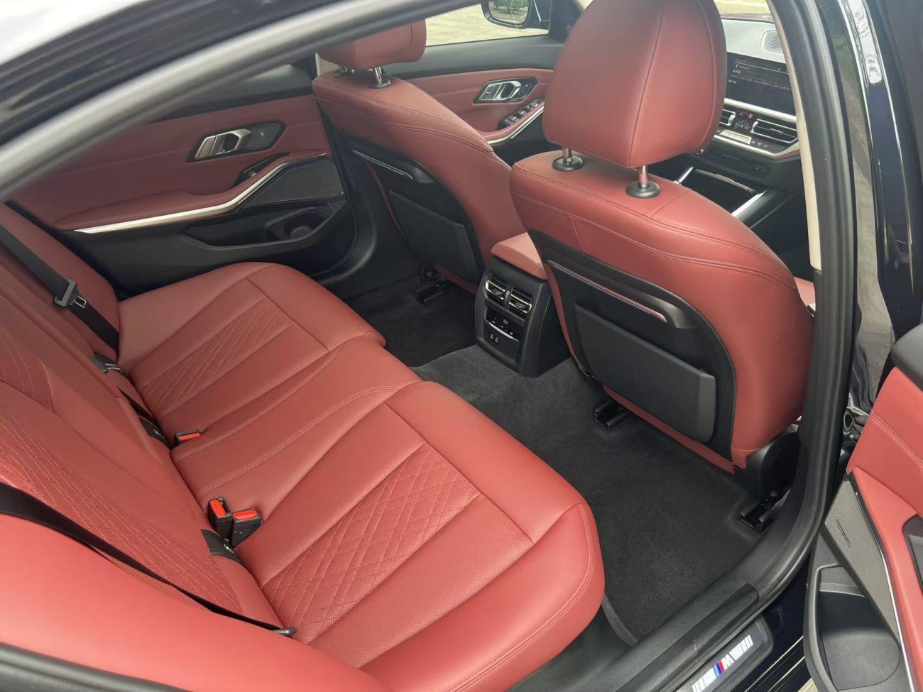 BMW 325Li 2022