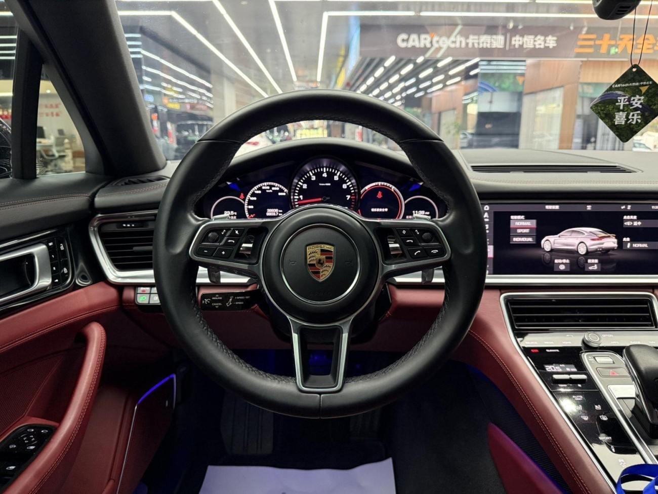 Porsche Panamera 2019