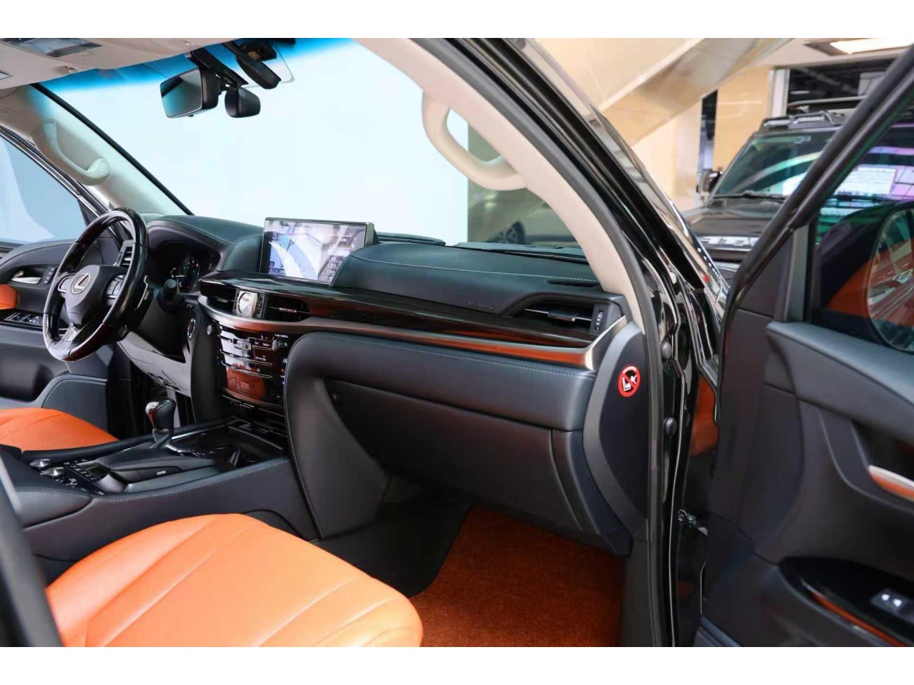 Lexus LX 570 2016