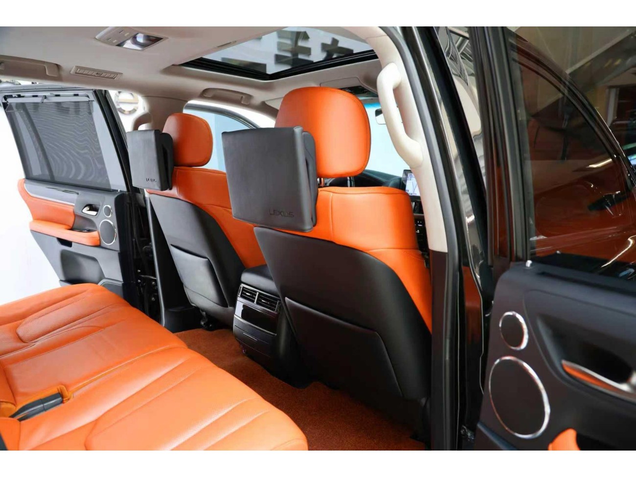 Lexus LX 570 2016