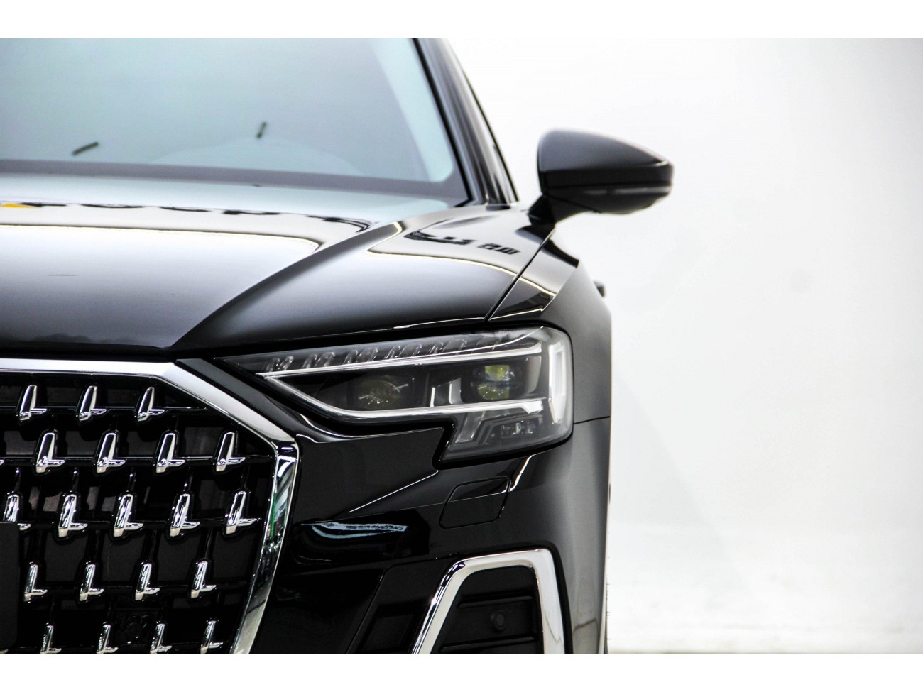 Audi A8L 50 TFSI 2023