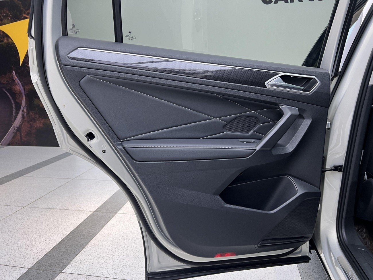 Volkswagen Tiguan L 2022