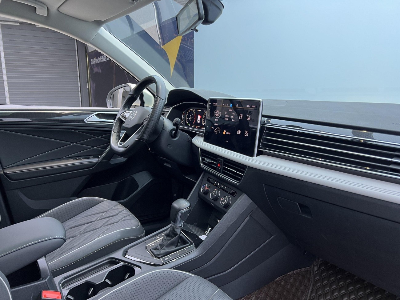 Volkswagen Tiguan L 2022