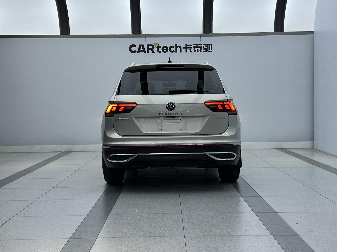 Volkswagen Tiguan L 2022