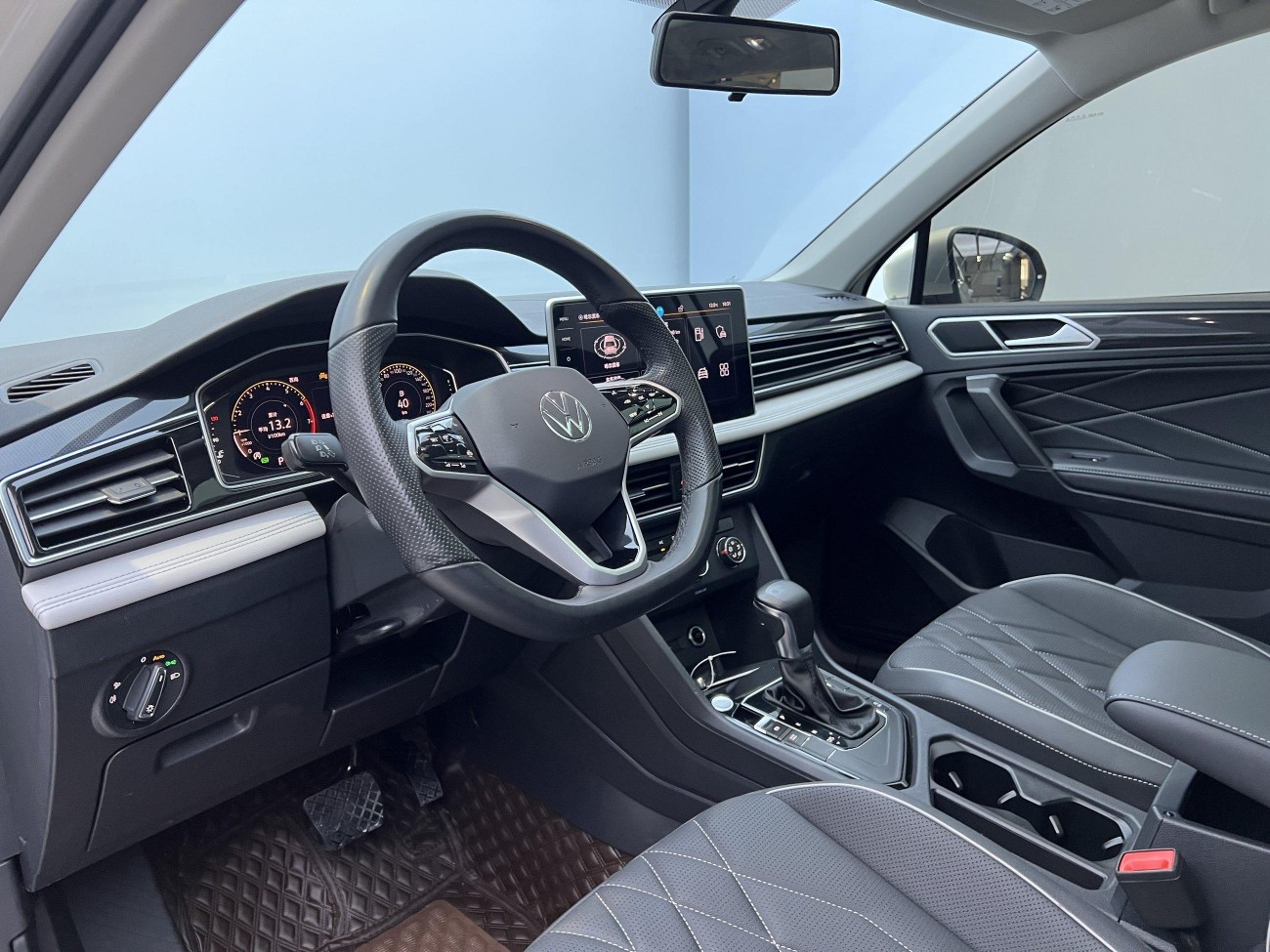 Volkswagen Tiguan L 2022