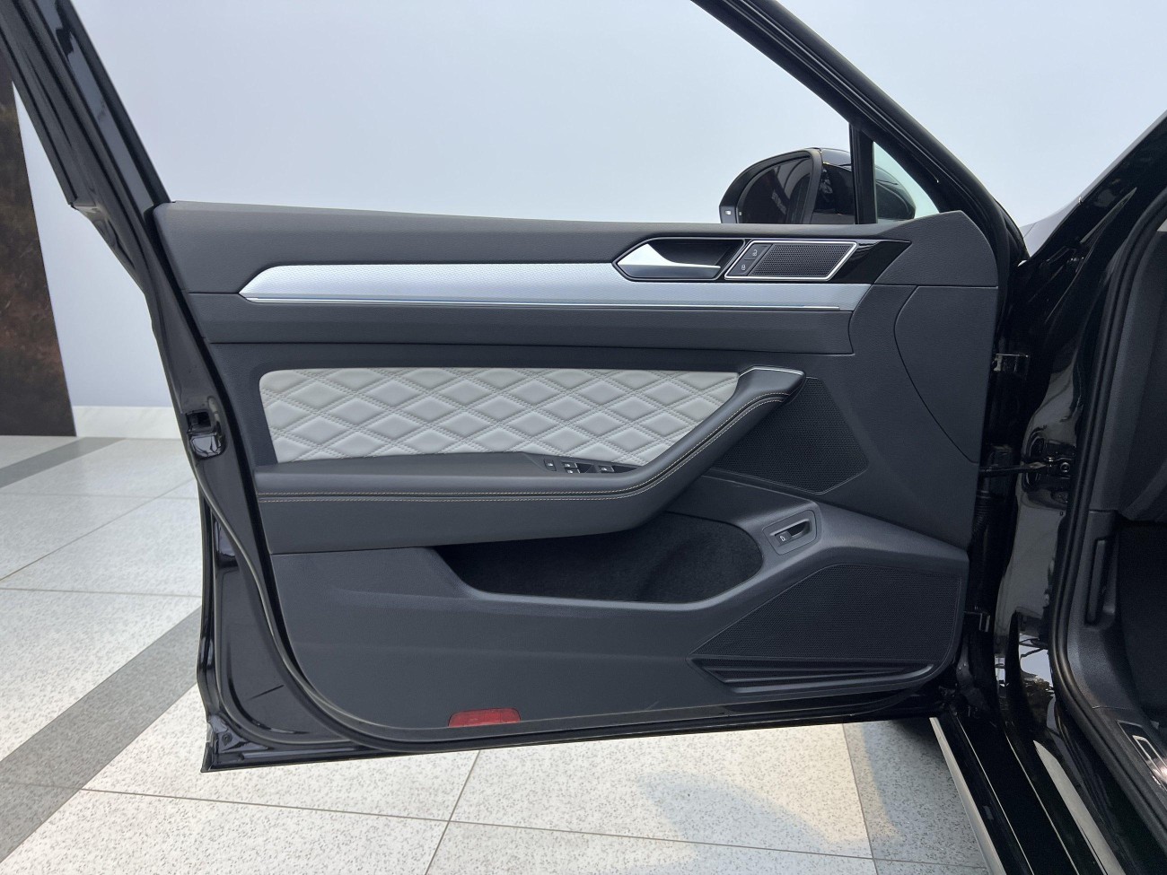 Volkswagen Magotan 2025