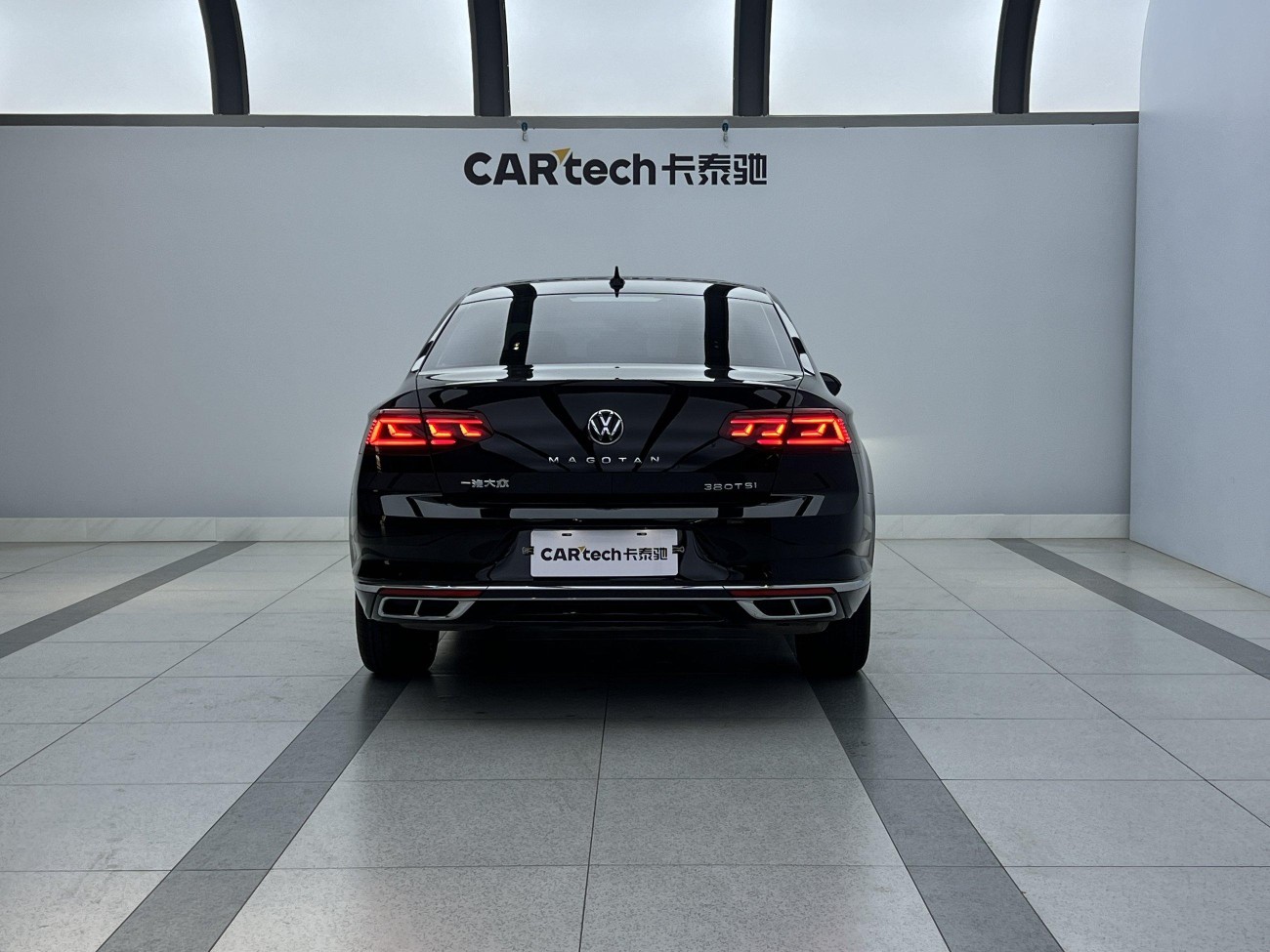 Volkswagen Magotan 2025