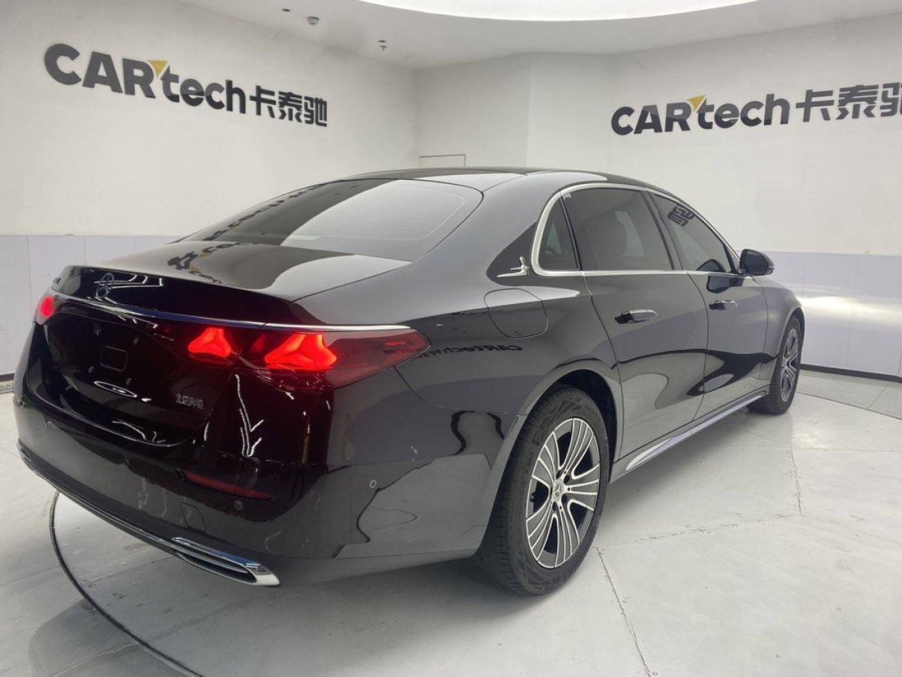 Mercedes-Benz E 260 L 2025