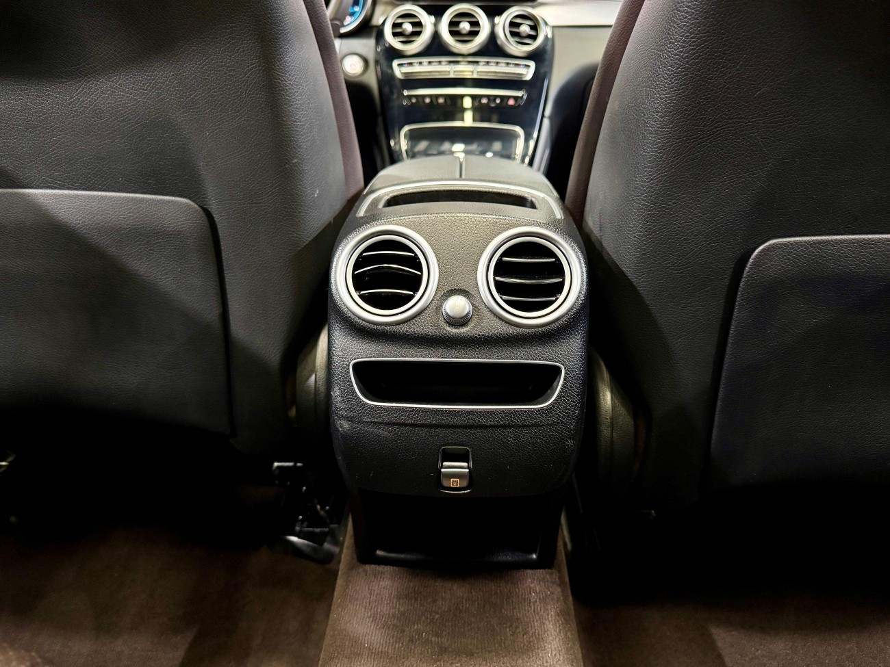 Mercedes-Benz GLC 260 L 2021