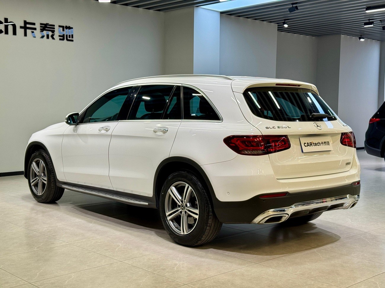 Mercedes-Benz GLC 260 L 2021