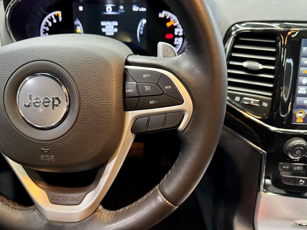 Jeep Grand Cherokee 2021