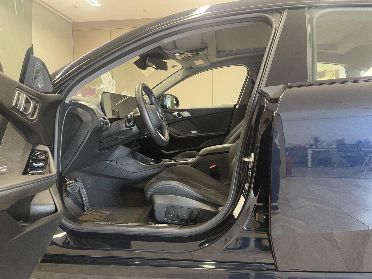 BMW 225L 2025
