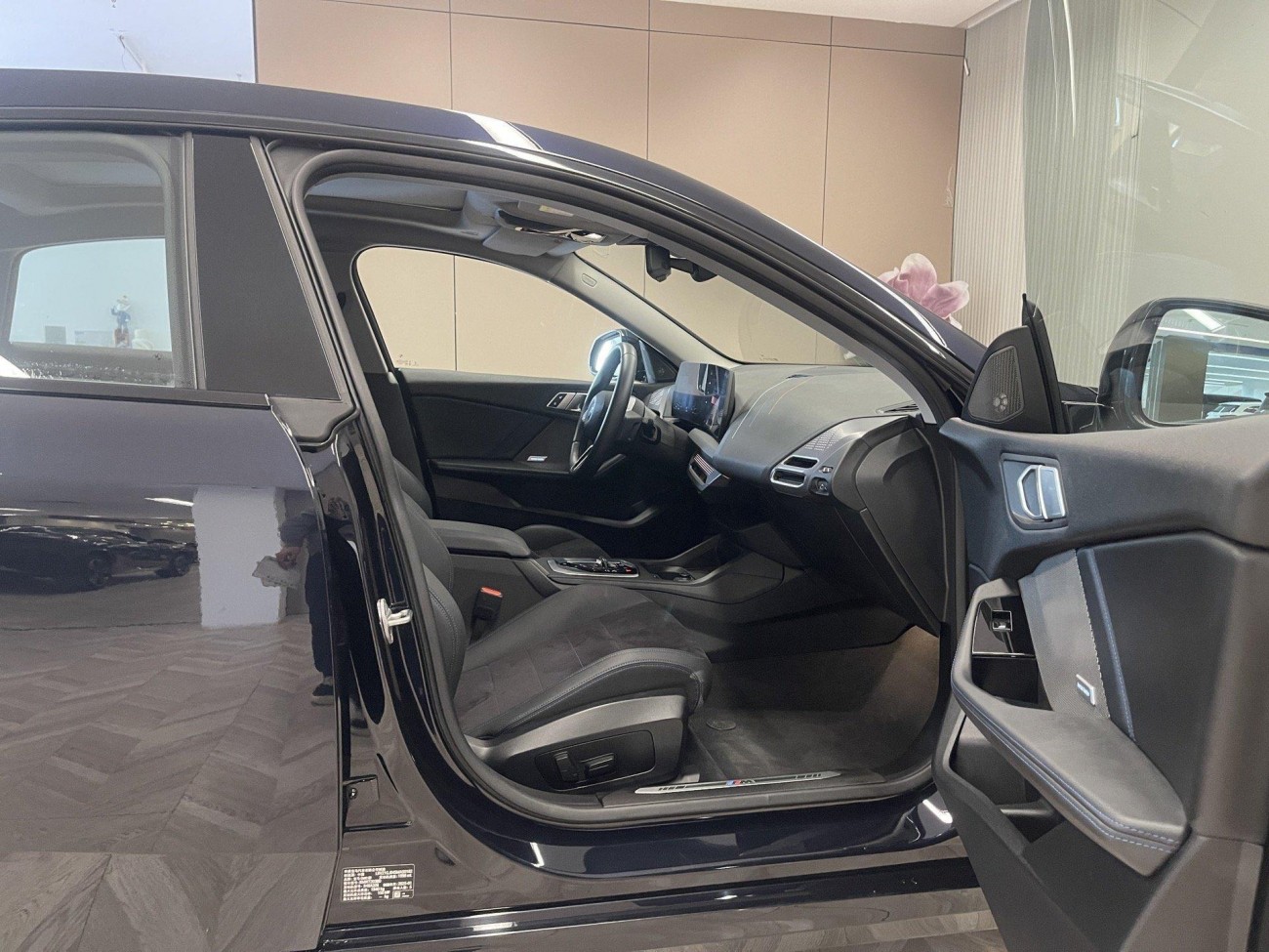 BMW 225L 2025