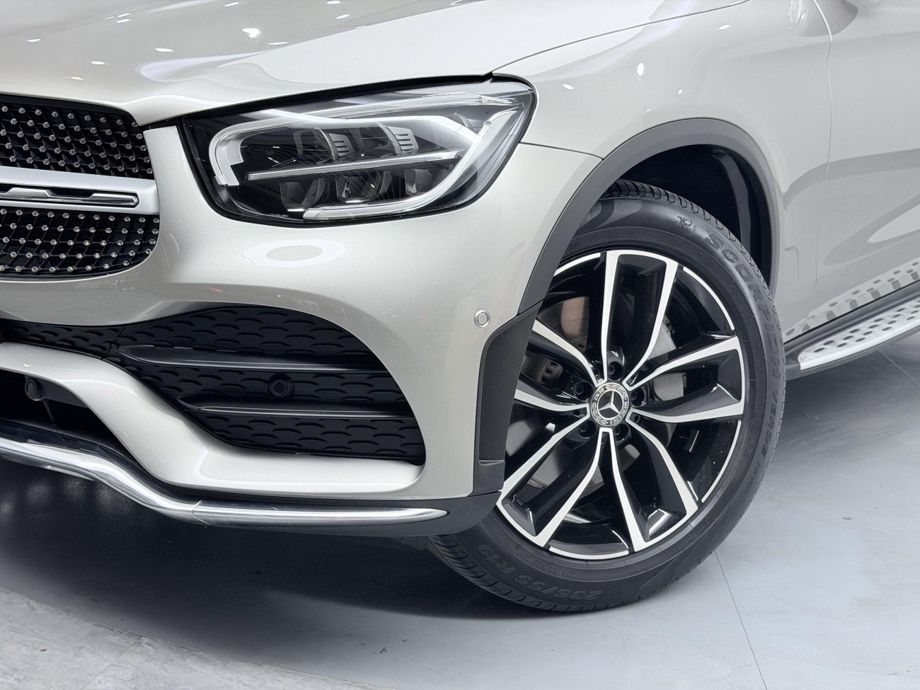 Mercedes-Benz GLC 300 L 2019